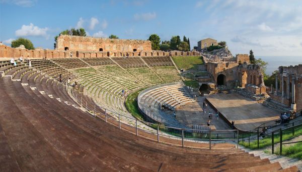 Teatro greco.jpg